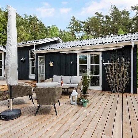 Nyaraló In With 3 Bedrooms And Wifi Ebeltoft