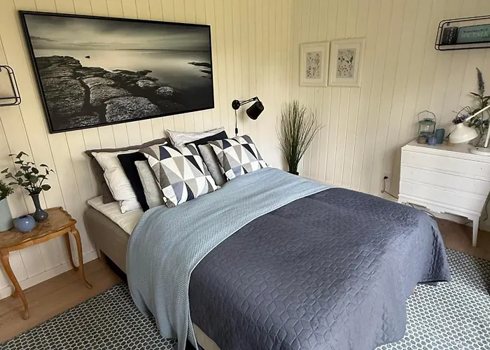 In With 3 Bedrooms And Wifi Semesterbostad